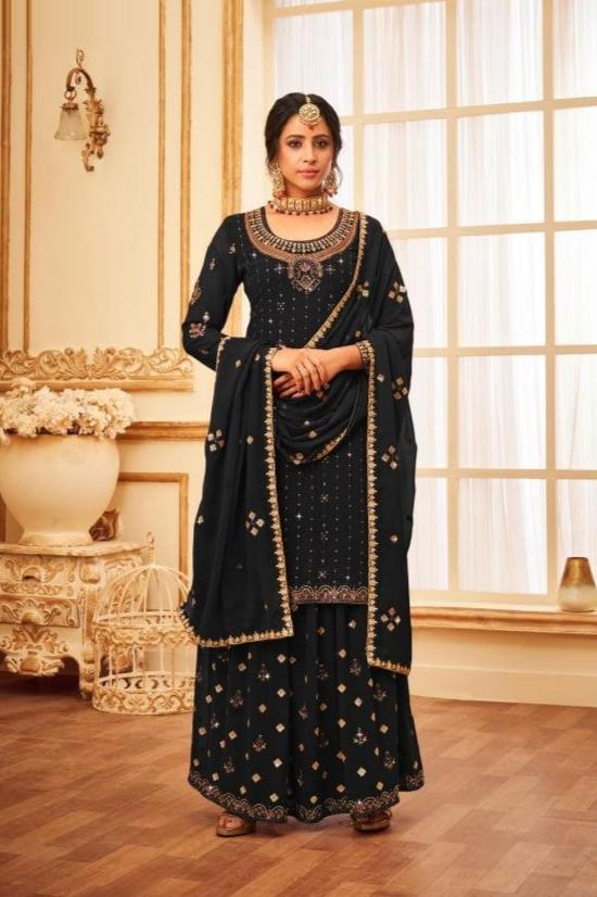 Aaravi Salwar Suit - Black