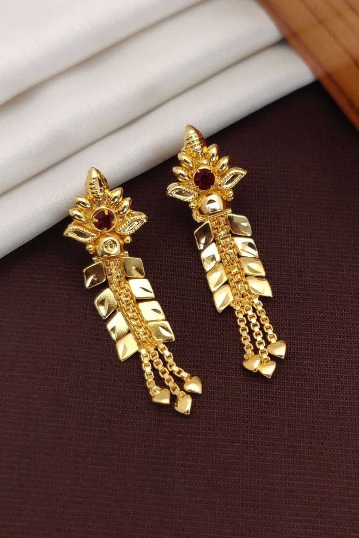 Amodini Micro Gold Earrings