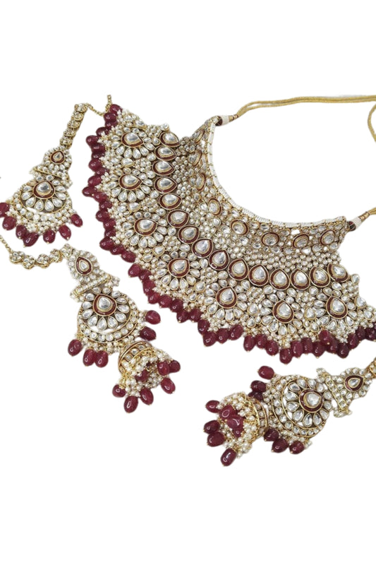 Anvika Kundan Choker Set