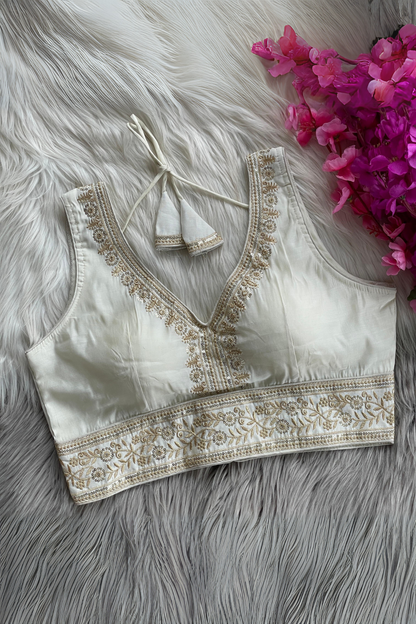 Arnika Embroidered Blouse