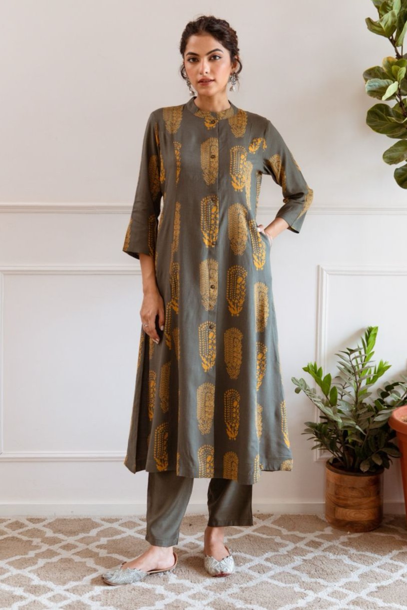 Charulata Kurti With Bottom