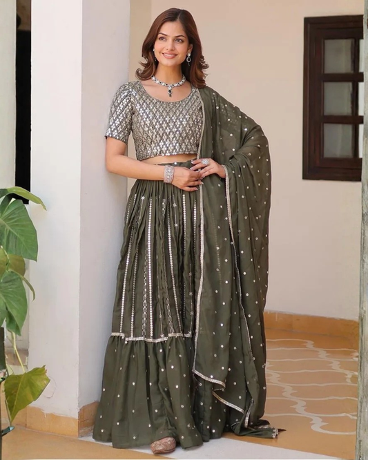 Ruhani Lehenga Choli
