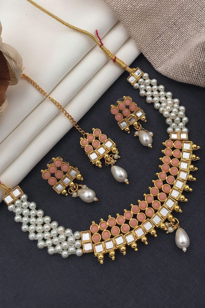 Ishvani Kundan Necklace