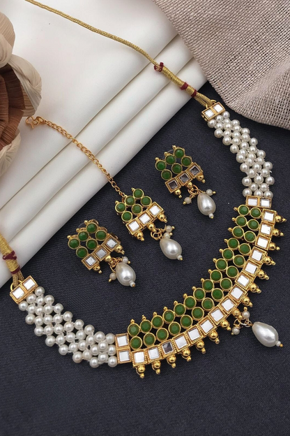 Ishvani Kundan Necklace