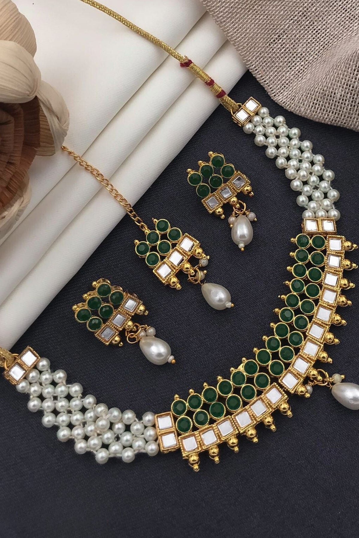 Kiara Kundan Jewellery Set - Emerald