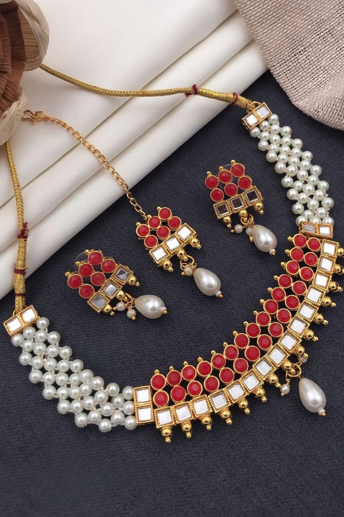 Kiara Kundan Jewellery Set - Red