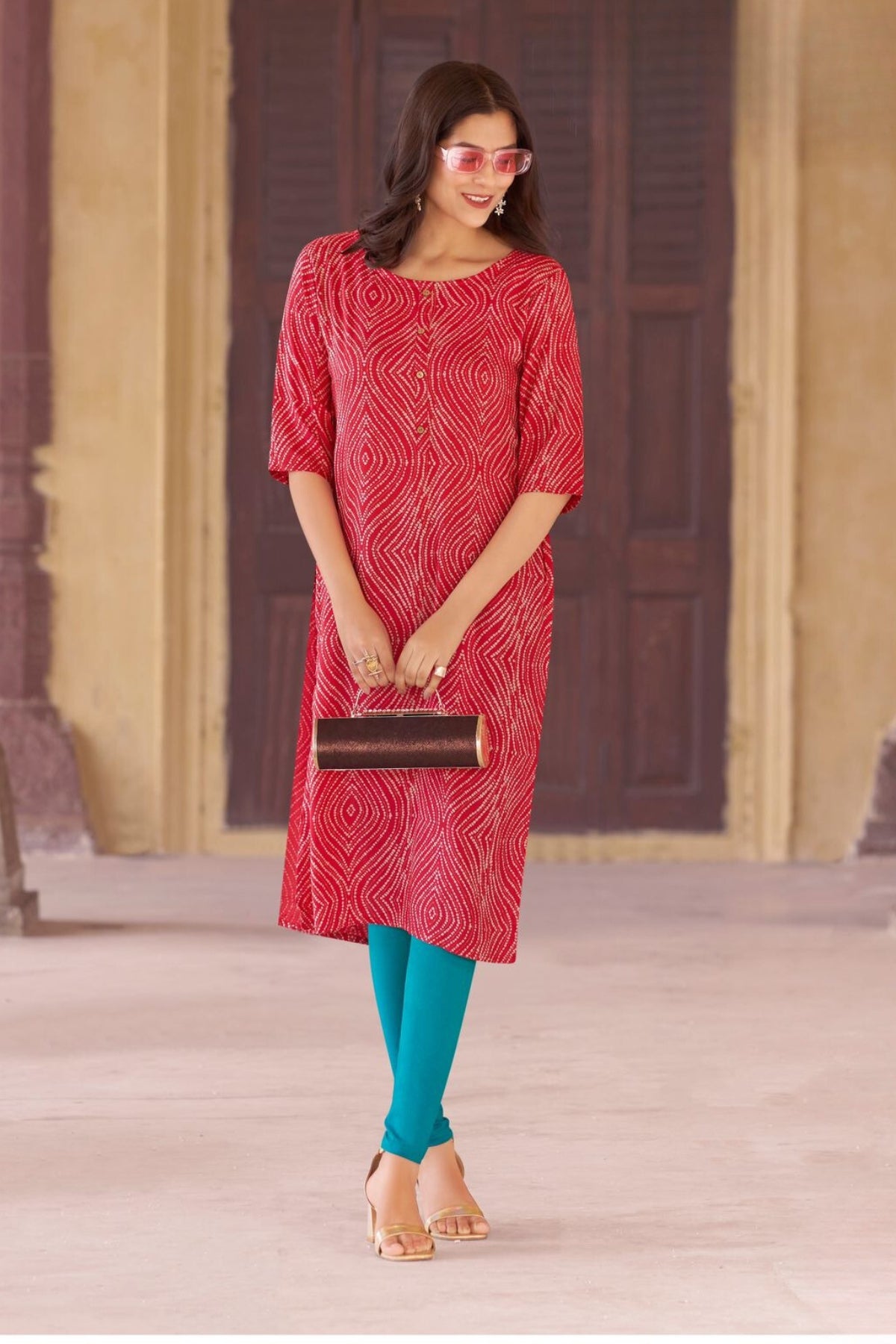 Manisha Kurti With Leggings