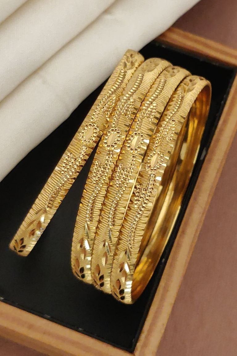 Sarisha Micro Gold Patla Bangle