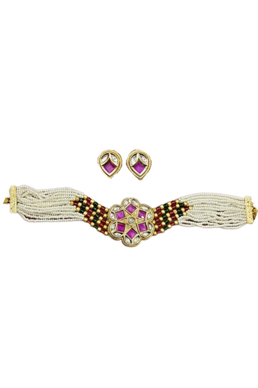 Saumya Kundan Choker Necklace Set